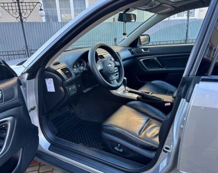 Серый Субару Аутбек, объемом двигателя 2.5 л и пробегом 245 тыс. км за 6350 $, фото 15 на Automoto.ua