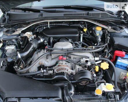 Сірий Субару Аутбек, об'ємом двигуна 2.5 л та пробігом 186 тис. км за 7999 $, фото 62 на Automoto.ua
