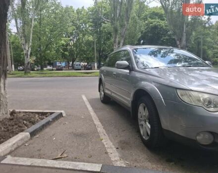 Серый Субару Аутбек, объемом двигателя 3 л и пробегом 350 тыс. км за 6000 $, фото 1 на Automoto.ua