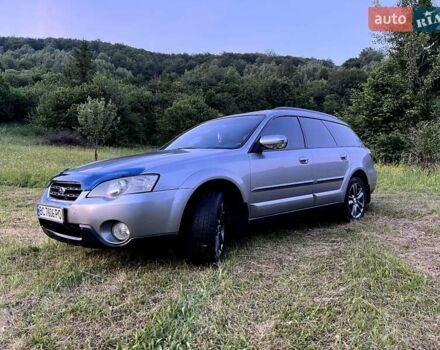 Серый Субару Аутбек, объемом двигателя 3 л и пробегом 300 тыс. км за 6400 $, фото 3 на Automoto.ua