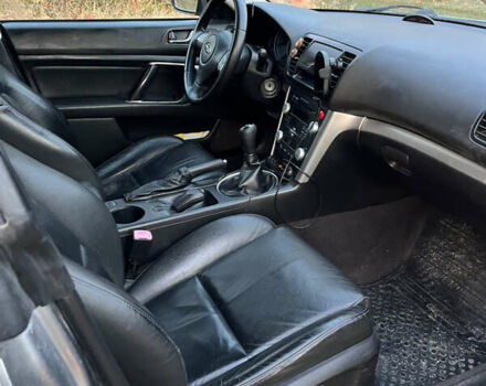 Серый Субару Аутбек, объемом двигателя 2.5 л и пробегом 280 тыс. км за 6100 $, фото 4 на Automoto.ua