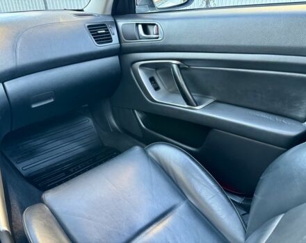 Серый Субару Аутбек, объемом двигателя 2.5 л и пробегом 245 тыс. км за 6350 $, фото 10 на Automoto.ua