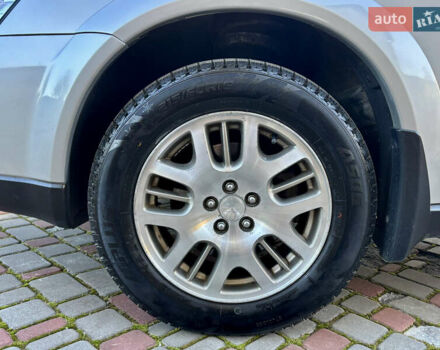 Серый Субару Аутбек, объемом двигателя 2.5 л и пробегом 245 тыс. км за 6350 $, фото 4 на Automoto.ua