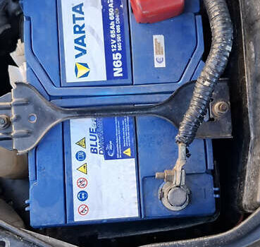 Сірий Субару Аутбек, об'ємом двигуна 3 л та пробігом 273 тис. км за 7400 $, фото 14 на Automoto.ua