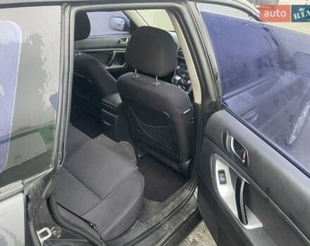 Сірий Субару Аутбек, об'ємом двигуна 2.5 л та пробігом 350 тис. км за 6500 $, фото 2 на Automoto.ua