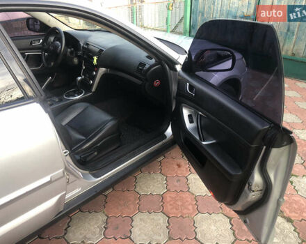 Серый Субару Аутбек, объемом двигателя 2.46 л и пробегом 298 тыс. км за 7200 $, фото 10 на Automoto.ua