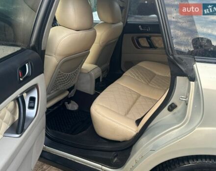 Сірий Субару Аутбек, об'ємом двигуна 2.5 л та пробігом 367 тис. км за 4100 $, фото 12 на Automoto.ua