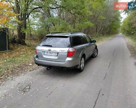 Серый Субару Аутбек, объемом двигателя 2.5 л и пробегом 300 тыс. км за 6300 $, фото 6 на Automoto.ua