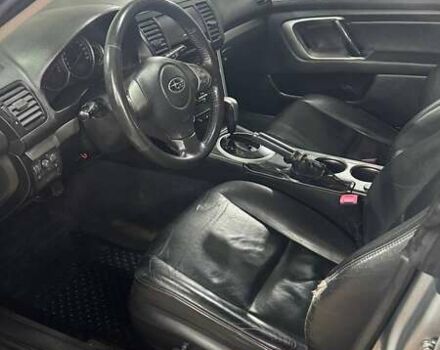 Серый Субару Аутбек, объемом двигателя 2.46 л и пробегом 291 тыс. км за 7500 $, фото 6 на Automoto.ua