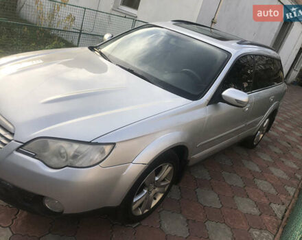 Серый Субару Аутбек, объемом двигателя 2.46 л и пробегом 298 тыс. км за 7200 $, фото 3 на Automoto.ua