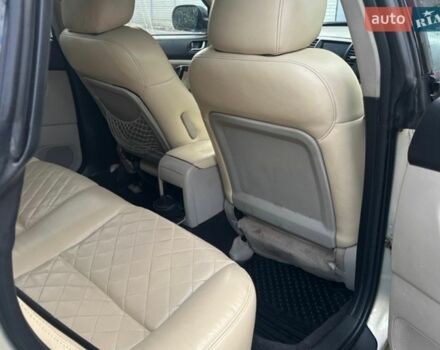 Сірий Субару Аутбек, об'ємом двигуна 2.5 л та пробігом 367 тис. км за 4100 $, фото 18 на Automoto.ua