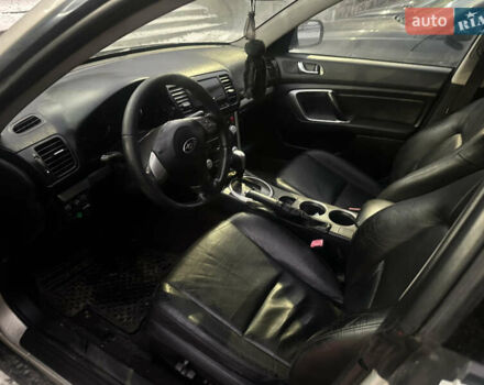 Сірий Субару Аутбек, об'ємом двигуна 2.5 л та пробігом 398 тис. км за 3999 $, фото 5 на Automoto.ua