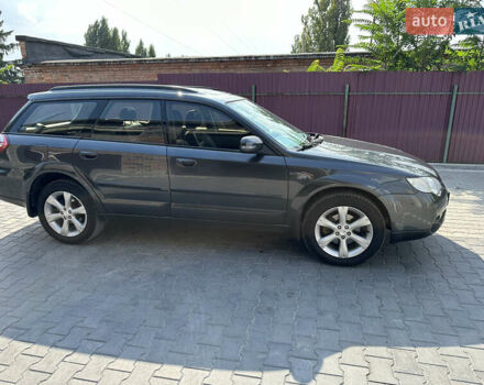 Сірий Субару Аутбек, об'ємом двигуна 2.46 л та пробігом 304 тис. км за 7300 $, фото 6 на Automoto.ua