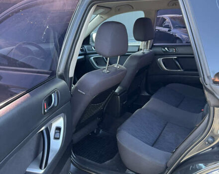 Серый Субару Аутбек, объемом двигателя 2 л и пробегом 366 тыс. км за 4450 $, фото 19 на Automoto.ua