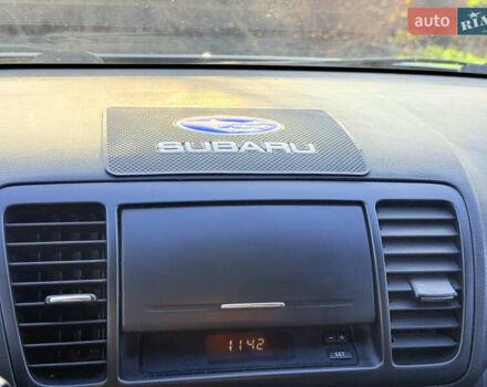 Сірий Субару Аутбек, об'ємом двигуна 3 л та пробігом 235 тис. км за 6200 $, фото 9 на Automoto.ua