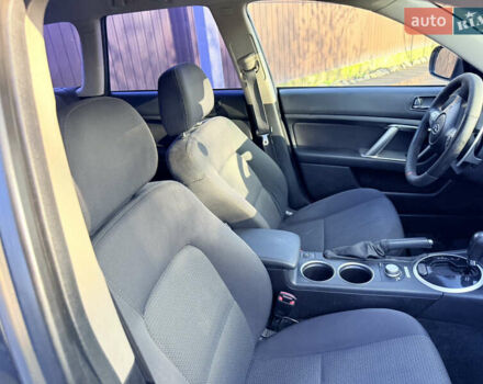 Сірий Субару Аутбек, об'ємом двигуна 3 л та пробігом 235 тис. км за 6850 $, фото 33 на Automoto.ua