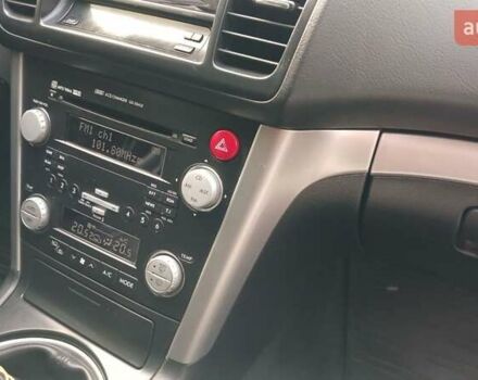 Серый Субару Аутбек, объемом двигателя 2.46 л и пробегом 212 тыс. км за 7600 $, фото 12 на Automoto.ua