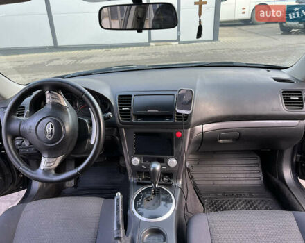 Сірий Субару Аутбек, об'ємом двигуна 2.5 л та пробігом 350 тис. км за 8200 $, фото 9 на Automoto.ua