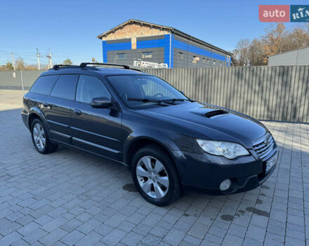 Серый Субару Аутбек, объемом двигателя 2 л и пробегом 366 тыс. км за 4450 $, фото 1 на Automoto.ua