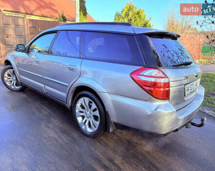 Сірий Субару Аутбек, об'ємом двигуна 3 л та пробігом 235 тис. км за 6200 $, фото 5 на Automoto.ua