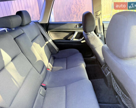 Сірий Субару Аутбек, об'ємом двигуна 3 л та пробігом 235 тис. км за 6200 $, фото 24 на Automoto.ua