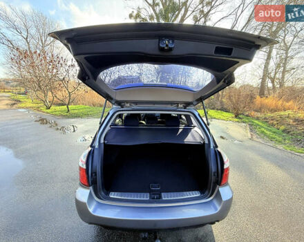 Сірий Субару Аутбек, об'ємом двигуна 3 л та пробігом 235 тис. км за 6850 $, фото 22 на Automoto.ua