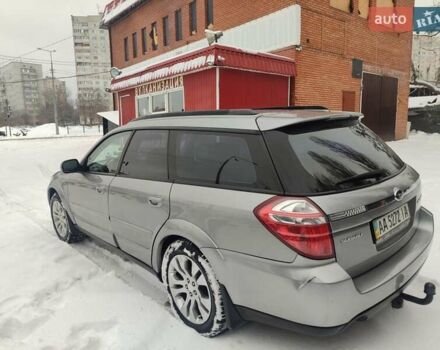 Сірий Субару Аутбек, об'ємом двигуна 3 л та пробігом 266 тис. км за 7500 $, фото 5 на Automoto.ua