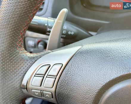 Сірий Субару Аутбек, об'ємом двигуна 3 л та пробігом 235 тис. км за 6200 $, фото 13 на Automoto.ua