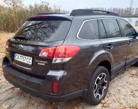 Серый Субару Аутбек, объемом двигателя 2.5 л и пробегом 200 тыс. км за 8300 $, фото 1 на Automoto.ua