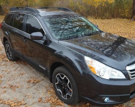 Серый Субару Аутбек, объемом двигателя 2.5 л и пробегом 200 тыс. км за 8300 $, фото 5 на Automoto.ua