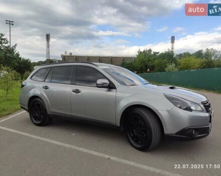 Серый Субару Аутбек, объемом двигателя 2 л и пробегом 230 тыс. км за 8000 $, фото 4 на Automoto.ua