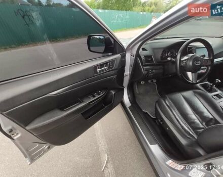 Серый Субару Аутбек, объемом двигателя 2 л и пробегом 230 тыс. км за 8000 $, фото 17 на Automoto.ua