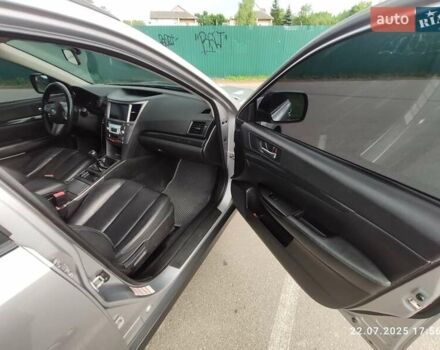 Серый Субару Аутбек, объемом двигателя 2 л и пробегом 230 тыс. км за 8000 $, фото 21 на Automoto.ua