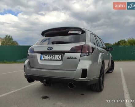 Серый Субару Аутбек, объемом двигателя 2 л и пробегом 230 тыс. км за 8000 $, фото 6 на Automoto.ua