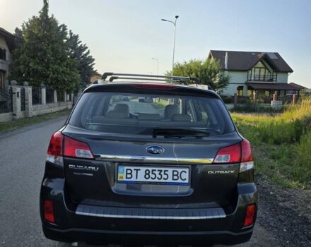 Сірий Субару Аутбек, об'ємом двигуна 2.5 л та пробігом 210 тис. км за 10500 $, фото 2 на Automoto.ua