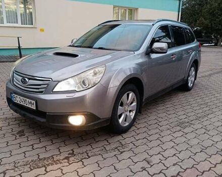 Сірий Субару Аутбек, об'ємом двигуна 2 л та пробігом 221 тис. км за 7999 $, фото 1 на Automoto.ua