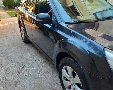 Серый Субару Аутбек, объемом двигателя 2.46 л и пробегом 194 тыс. км за 8500 $, фото 2 на Automoto.ua