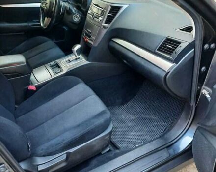 Серый Субару Аутбек, объемом двигателя 2.46 л и пробегом 194 тыс. км за 8500 $, фото 16 на Automoto.ua