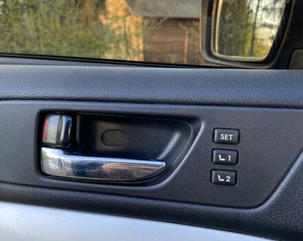 Сірий Субару Аутбек, об'ємом двигуна 2 л та пробігом 250 тис. км за 7600 $, фото 16 на Automoto.ua