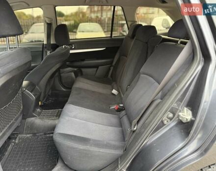 Серый Субару Аутбек, объемом двигателя 2 л и пробегом 350 тыс. км за 6900 $, фото 26 на Automoto.ua