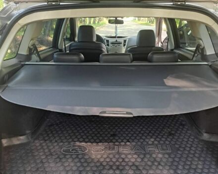 Сірий Субару Аутбек, об'ємом двигуна 2.4 л та пробігом 207 тис. км за 9200 $, фото 7 на Automoto.ua