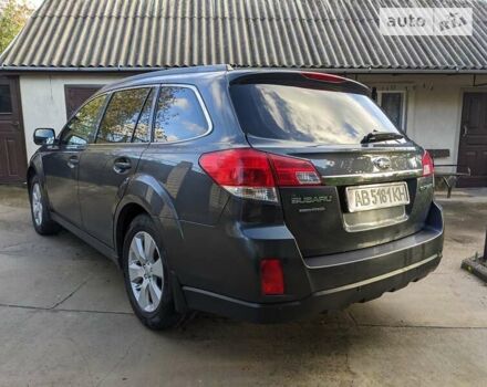 Сірий Субару Аутбек, об'ємом двигуна 2.46 л та пробігом 200 тис. км за 10200 $, фото 5 на Automoto.ua
