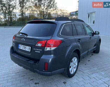 Сірий Субару Аутбек, об'ємом двигуна 2.46 л та пробігом 230 тис. км за 8300 $, фото 12 на Automoto.ua