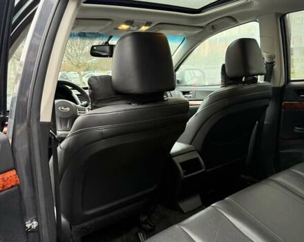 Серый Субару Аутбек, объемом двигателя 2.5 л и пробегом 318 тыс. км за 9500 $, фото 15 на Automoto.ua