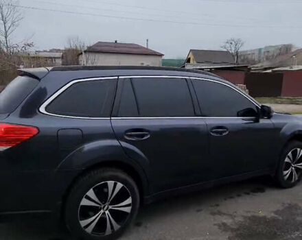 Серый Субару Аутбек, объемом двигателя 2.5 л и пробегом 250 тыс. км за 9700 $, фото 2 на Automoto.ua