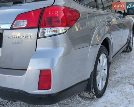 Серый Субару Аутбек, объемом двигателя 2.5 л и пробегом 219 тыс. км за 8333 $, фото 25 на Automoto.ua