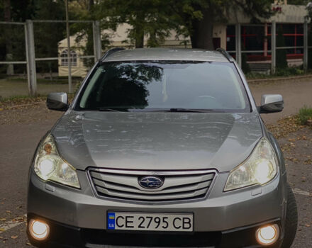 Сірий Субару Аутбек, об'ємом двигуна 2.46 л та пробігом 201 тис. км за 9500 $, фото 1 на Automoto.ua