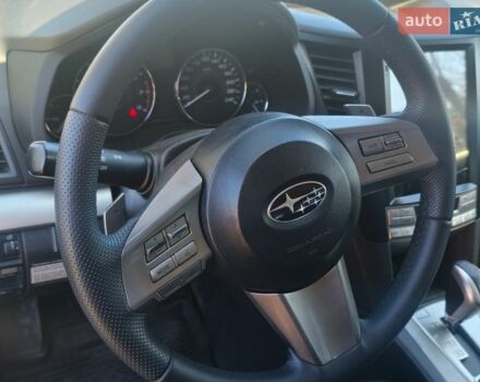 Сірий Субару Аутбек, об'ємом двигуна 2.46 л та пробігом 204 тис. км за 9800 $, фото 17 на Automoto.ua