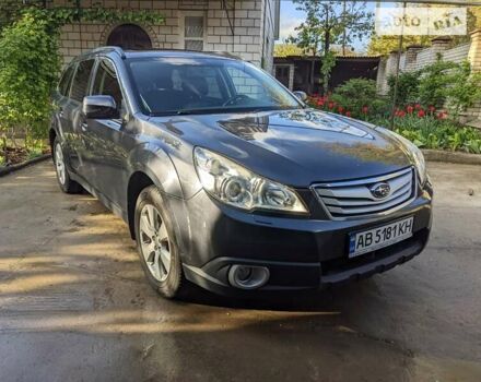 Сірий Субару Аутбек, об'ємом двигуна 2.46 л та пробігом 200 тис. км за 10200 $, фото 1 на Automoto.ua