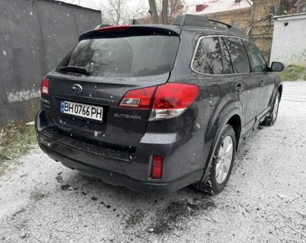 Серый Субару Аутбек, объемом двигателя 2.5 л и пробегом 300 тыс. км за 7900 $, фото 7 на Automoto.ua